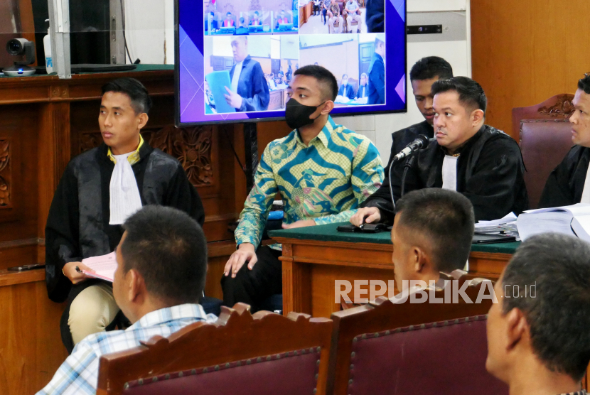 Terdakwa Mario Dandy Satriyo menjalani sidang lanjutan beragendakan pemeriksaan saksi di Pengadilan Negeri Jakarta Selatan, Kamis (15/6/2023). Dalam sidang tersebut, jaksa penuntut umum (JPU) menghadirkan lima orang saksi petugas keamanan dalam  sidang perkara dugaan penganiayaan terhadap David Ozora.