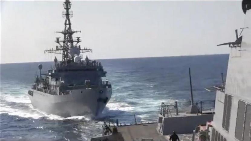 Beberapa kapal Armada Rusia di Laut Hitam melakukan pemeriksaan kesiapan tempur dan pengecekan kontrol.