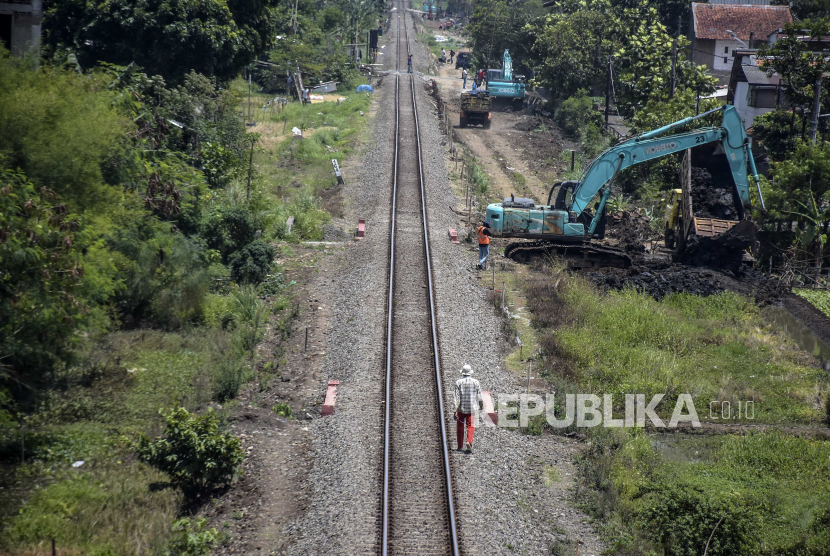 Proyek Jalur Ganda Kereta Api Kiaracondong Cicalengka Republika Online 9546