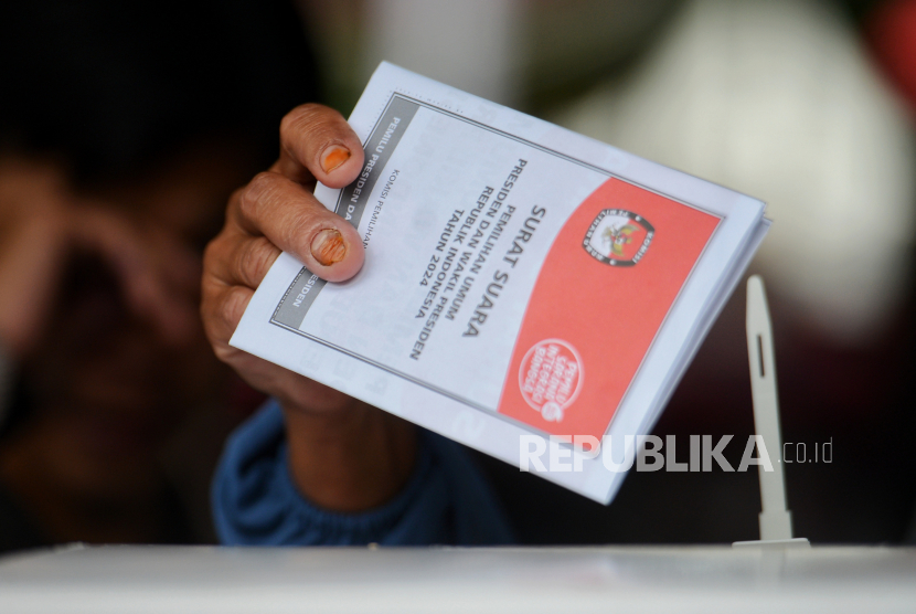 Seorang lansia, warga Desa Sumberejo, Kecamatan Batu, Kota Batu, Jawa Timur, bernama Rubaika berusia 60 tahun dilaporkan meninggal dunia pada saat menyalurkan hak suara pada Pemilu 2024.