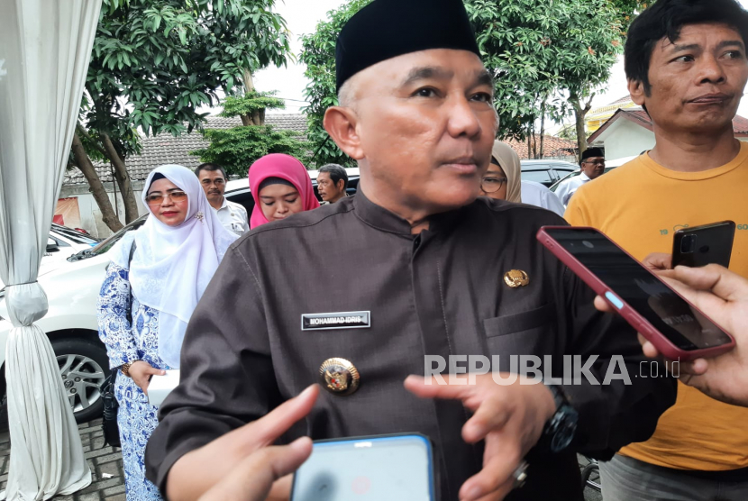 Wali Kota Depok, Mohammad Idris. Orang tua laporkan Wali Kota Depok karena anaknya belum diterima di sekolah manapun.