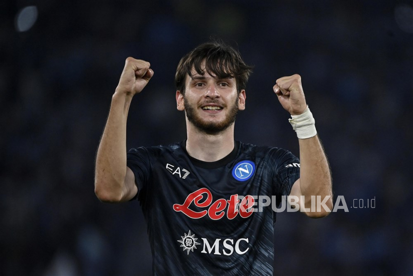 Pemain Napoli Khvicha Kvaratskhelia jadi incaran Arsenal.