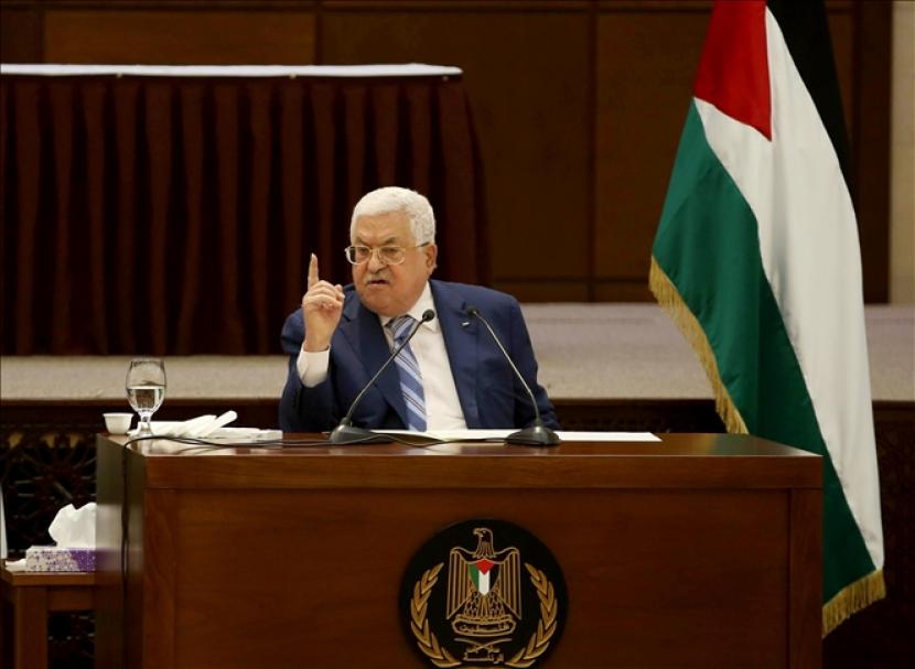 Presiden Palestina Mahmoud Abbas telah menolak permintaan Israel untuk menunda pemilu Palestina.