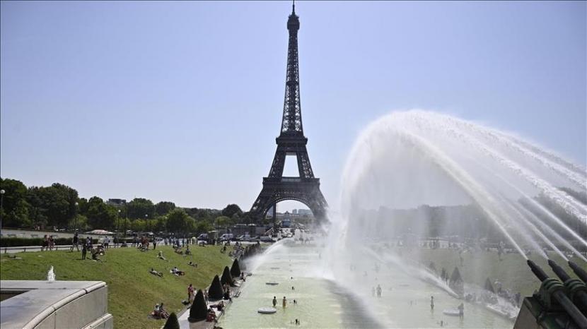 Suhu di Paris mencapai 40 derajat Celsius untuk ketiga kalinya dalam 75 tahun terakhir