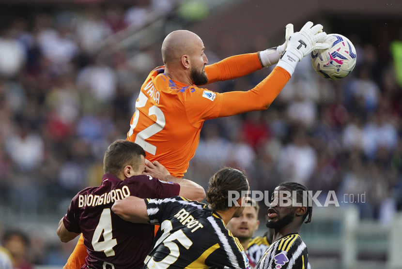 Kiper Torino Vanja Milinkovic-Savic