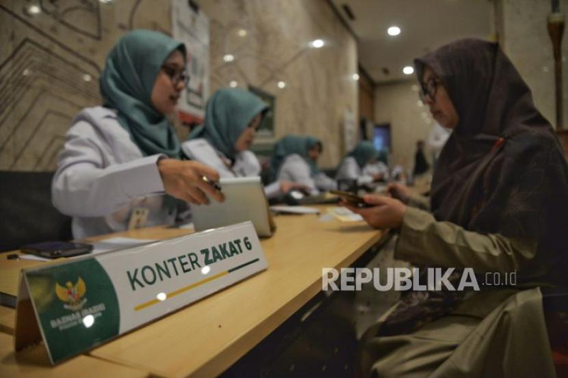 Niat Zakat Fitrah Latin, untuk Diri Sendiri dan Keluarga