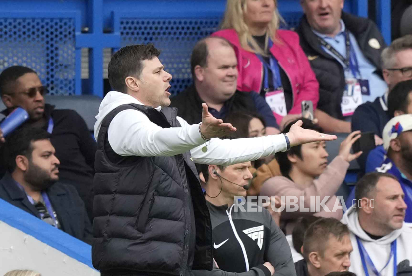 Pelatih Chelsea FC, Mauricio Pochettino puas melihat kinerja pasukannya setelah duel kontra West Ham United dalam lanjutan  Liga Primer Inggris musim 2023/24. The Blues membantai West Ham, 5-0.