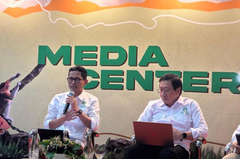 Pemerintah melanjutkan proses hutan adat di Sipora di tengah sengketa SPS.