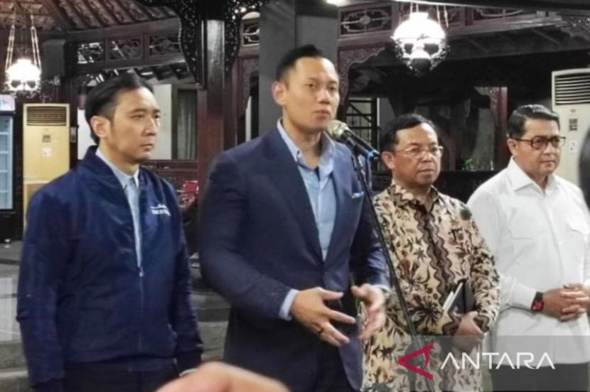 AHY desak tindakan tegas atas kerusuhan Grahadi, peringatkan dampaknya.