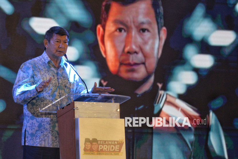 Kritik Pagar Laut, Hashim Sampaikan Proyek Tanggul Laut Raksasa