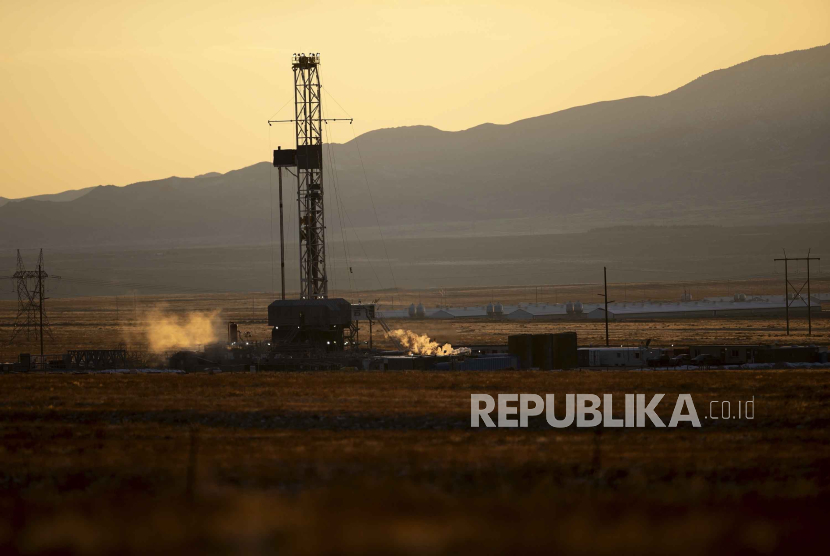 A drill rig stands at a Fervo Energy geothermal site near Milford, Utah, Sunday, Nov. 26, 2023. In Nevada, Fervo Energy