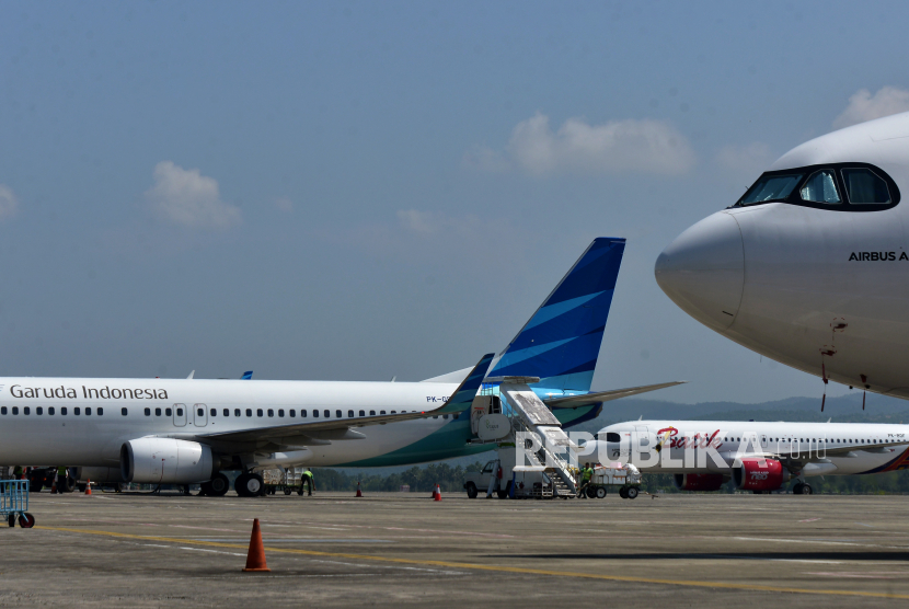 Pesawat garuda Indonesia.
