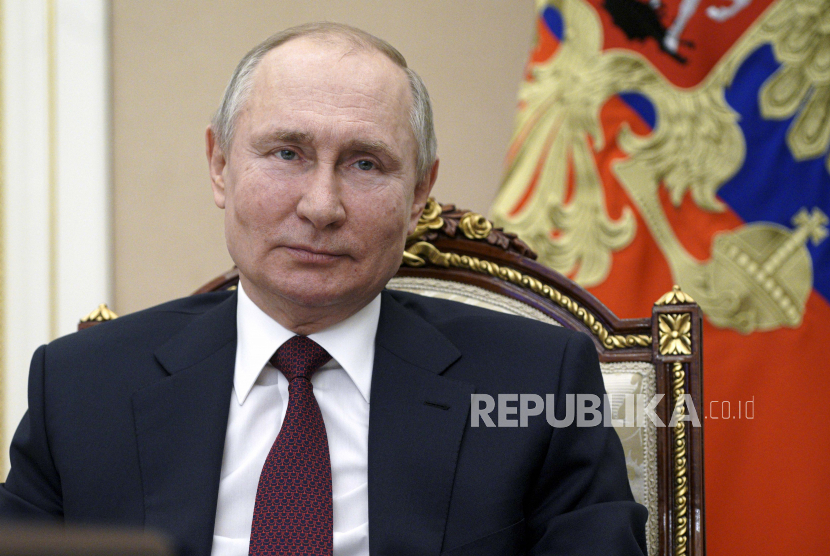 Putin Tandatangani Aturan Bisa Jadi Presiden Hingga 2036 Republika Online
