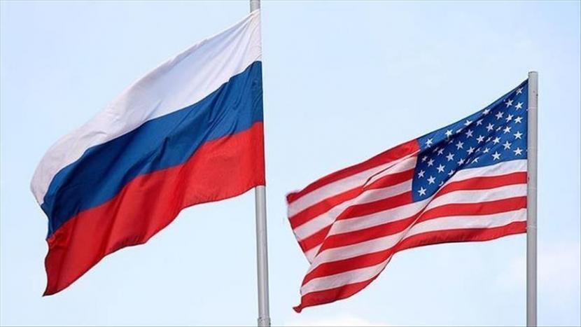 Menteri luar negeri Amerika Serikat (AS) dan Rusia pada akhir pekan lalu melakukan pertemuan selama dua jam untuk meredakan ketegangan dan mencegah konflik di Ukraina di tengah.