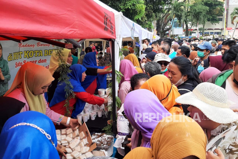 Acara puncak HUT Kota Depok ke-24 di Lapangan Balai Kota Depok, Jawa Barat, Selasa (2/5/2023). 