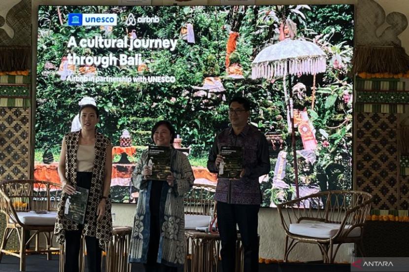 Airbnb dan UNESCO Luncurkan "Bali Cultural Guidebook" untuk Wisata Budaya