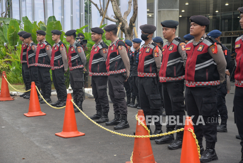 Kapolri Jenderal Pol Listyo Sigit Prabowo yang memberikan kesempatan kepada penyandang disabilitas untuk menjadi anggota polisi. (ilustrasi)