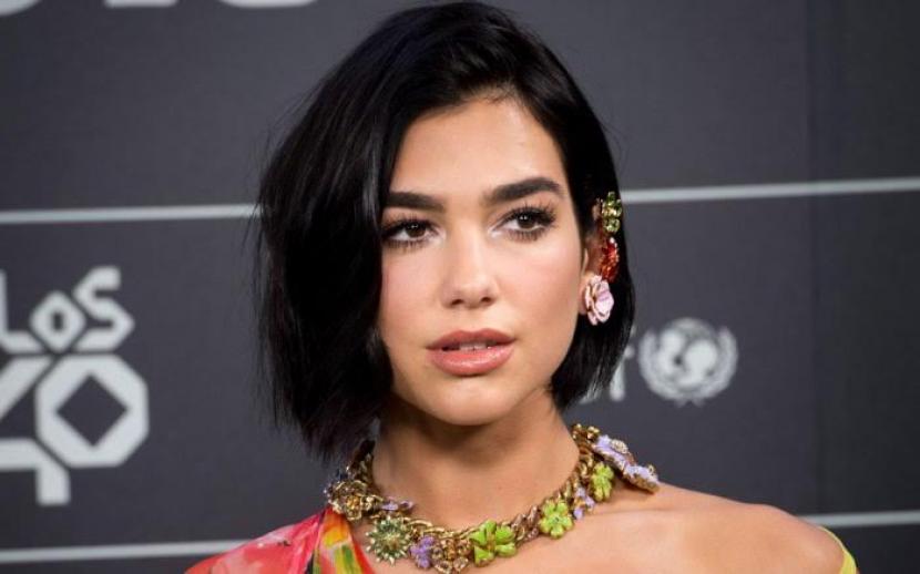 Dalam Setahun, Kekayaan Dua Lipa Naik Dua Kali Lipat