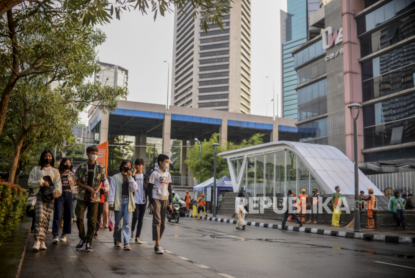 Ilustrasi. Wakil Gubernur DKI Jakarta meminta pengunjung tidak memarkirkan sembarangan kendaraan karena mengganggu arus lalu lintas dan pejalan kaki di Citayam Fashion Week, Dukuh Atas, Jakarta Pusat.