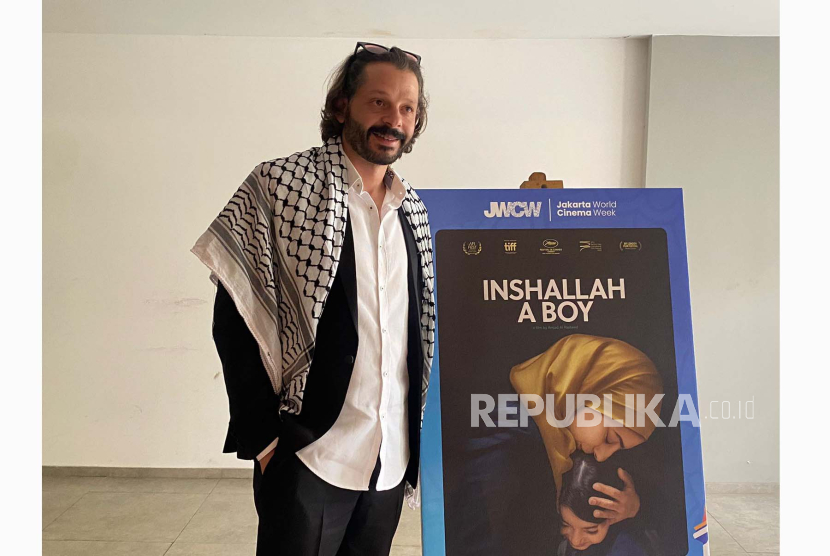 Aktor Mohammed Al Jizawi yang memerankan tokoh Ahmad di film Yordania Inshallah A Boy hadir di pembukaan Jakarta World Cinema Week (JWCW) di Jakarta, Sabtu (11/11/2023). 