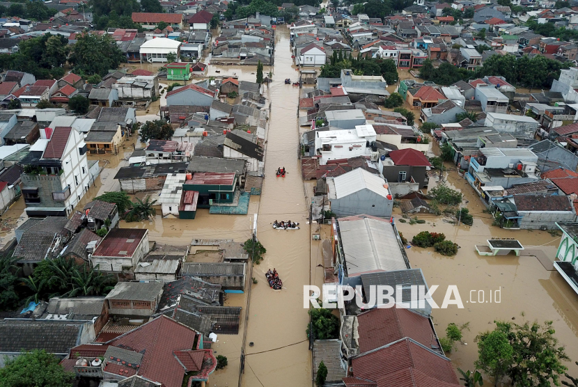 Penampakan banjir di Pondok Gede Permai, Bekasi, Jawa Barat, Selasa (4/3/2025).