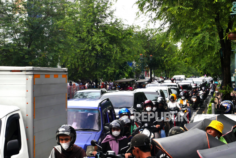 Kemacetan kendaraan di Jalan Malioboro, Yogyakarta, Ahad (19/12).  (Ilustrasi)
