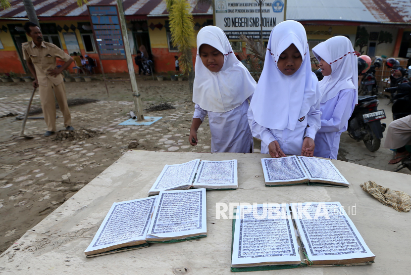 Gandeng Madas, Pam Jaya Salurkan Satu Juta Alquran untuk Penyintas Bencana Sumatera