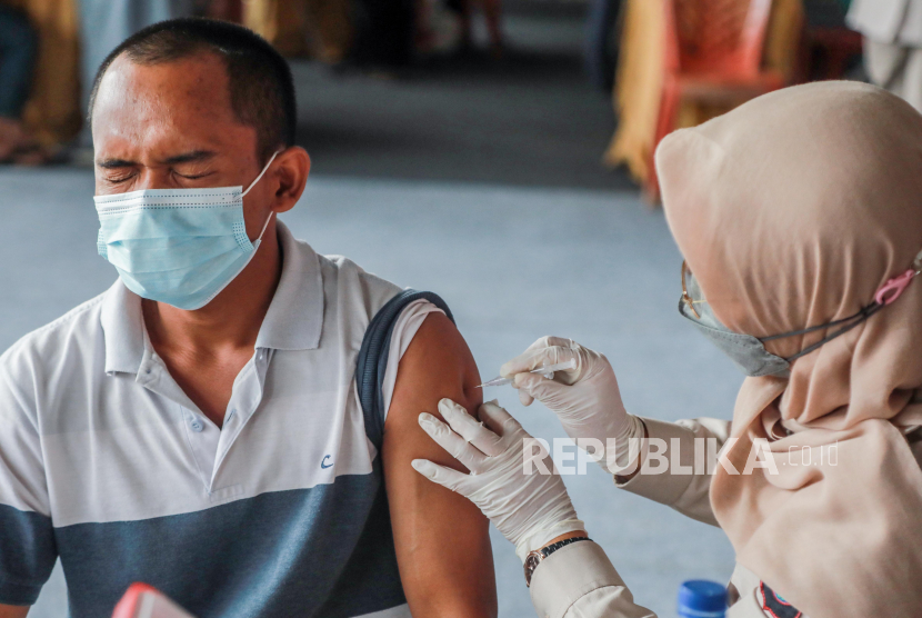 Cakupan vaksinasi COVID-19 di Kabupaten Bantul, Daerah Istimewa Yogyakarta, mencapai 60 persen.
