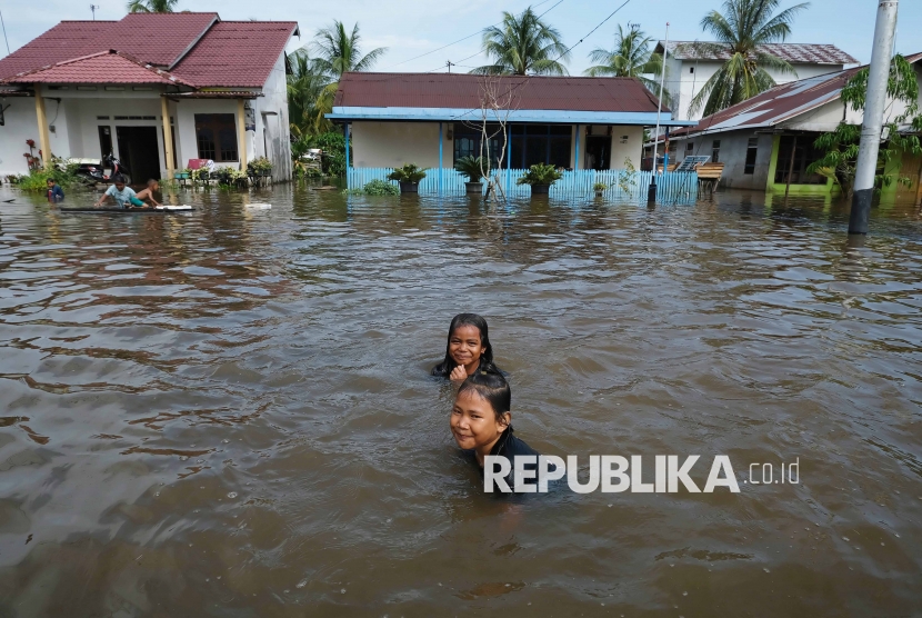 Banjir Genangi Kubu Raya Kalbar, Ribuan KK Terdampak