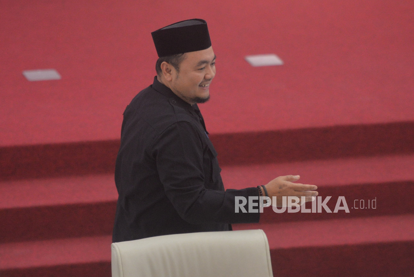 Ketua KPU RI Mochammad Afifuddin mengumumkan pembukaan rekturmen KPPS untuk Pilkada Serentak 2024.