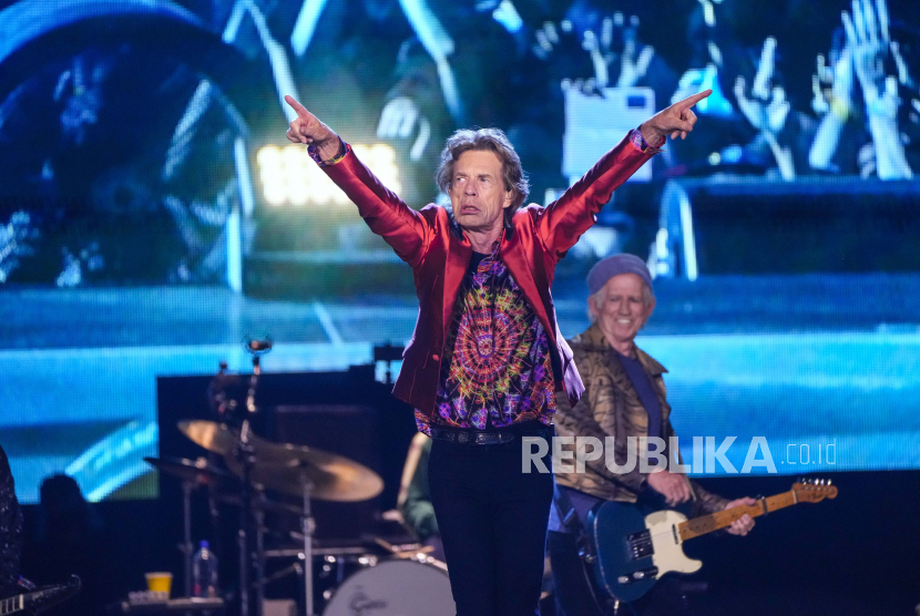 Vokalis The Rolling Stones, Mick Jagger, dinyatakan positif Covid-19.