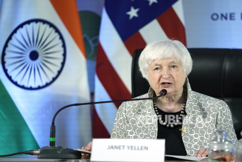 Menteri Keuangan Amerika Serikat Janet Yellen dalam konferensi pers G20 di India.