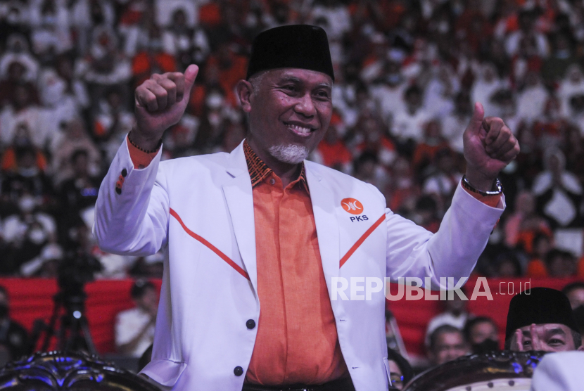 Gubernur Sumatera Barat - Mahyeldi Ansharullah. Republika/Putra M. Akbar 