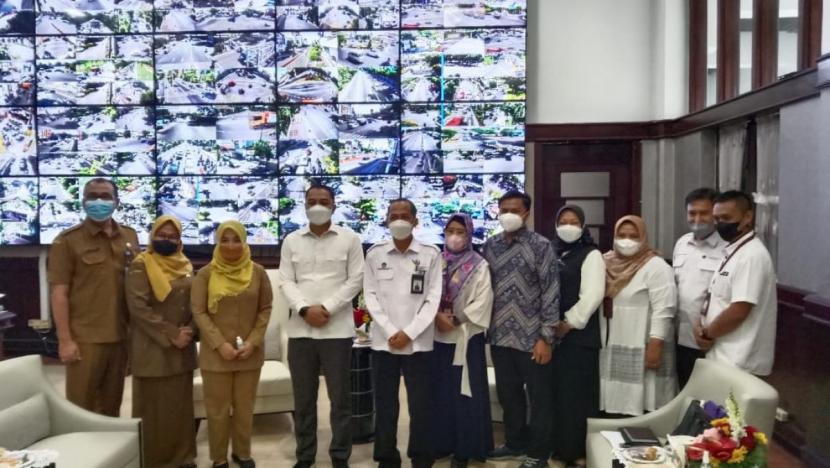 Surabaya Siap Terapkan Kurikulum Merdeka | Republika Online