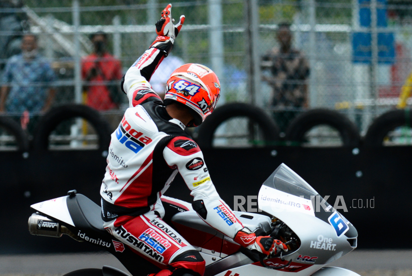Pembalap Moto3 asal Indonesia Mario Suryo Aji yang tergabung dalam Honda Team Asia.