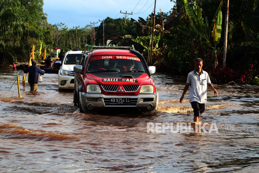 Banjir Sanggau Masih Menggenang (ilustrasi).