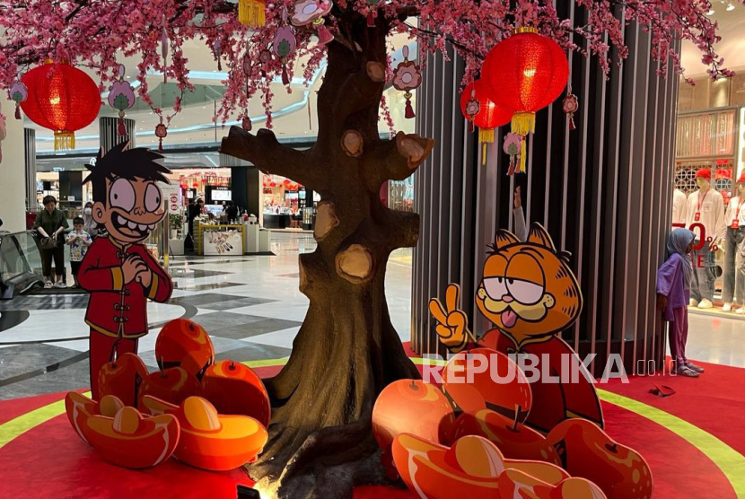 Dalam perayaan ulang tahunnya yang ke-45, ikon komik strip dunia, Garfield berkolaborasi dengan karakter lokal, Si Juki menghasilkan berbagai produk menarik. Produk kolaborasi dapat dilihat di Atrium 2, Lippo Mall Puri, Jakarta Barat pada 26 Januari hingga 11 Februari 2024. 