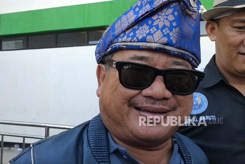 Bupati Garut Rudy Gunawan saat menghadiri kegiatan Silaturasep di SOR RAA Adiwijaya, Kabupaten Garut, Sabtu (15/7/2023). Dok. Republika