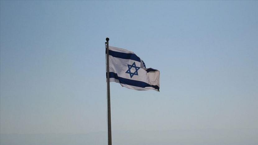 Maskapai berbendera Israel El Al telah mengajukan permintaan resmi untuk menggunakan wilayah udara Arab Saudi