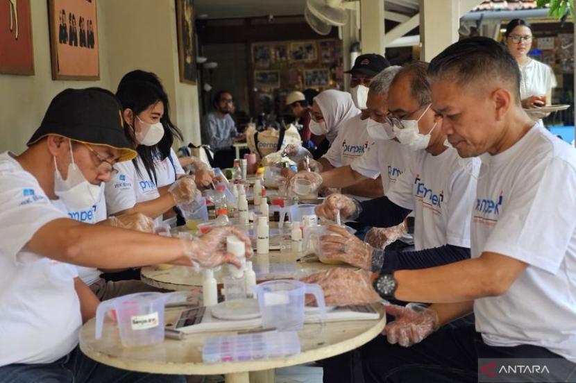 Kabekraf dan Bank IBK Gelar Pelatihan Ekonomi Kreatif untuk Karyawan Jelang Pensiun