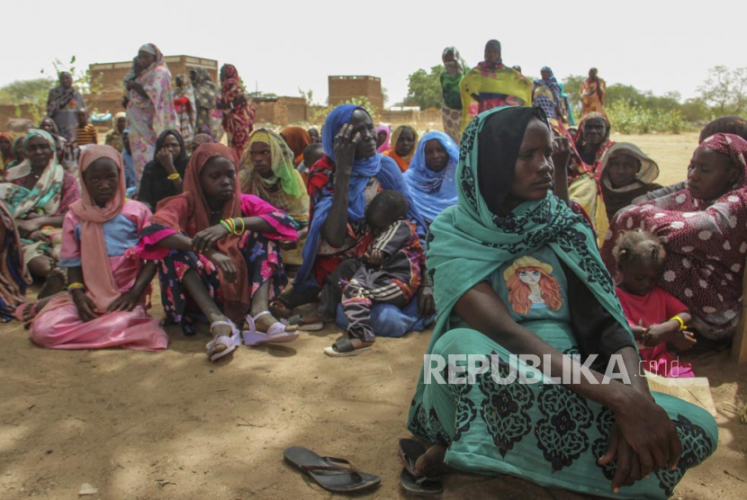 Empat juta orang dilaporkan mengungsi akibat krisis di Sudan.