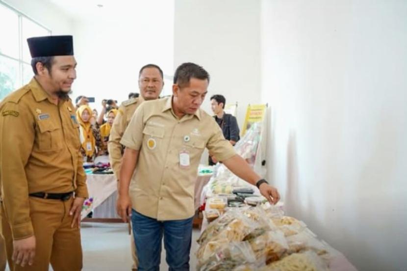 Bupati Karawang Resmikan Sentra UMKM Rawamerta untuk Dukung Pertumbuhan Ekonomi Lokal