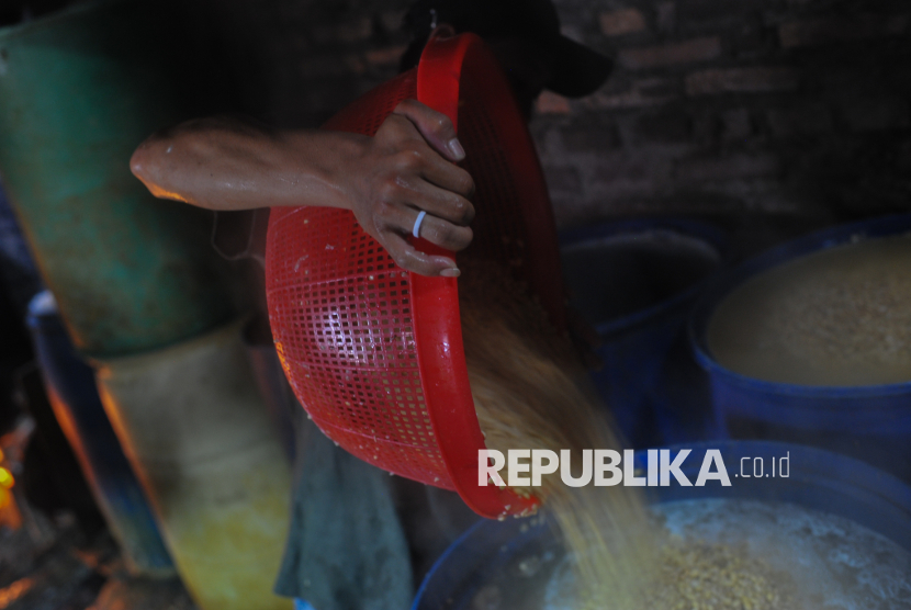 Pengalihan Impor Bungkil Kedelai ke BUMN Dinilai Jadi Langkah Strategis