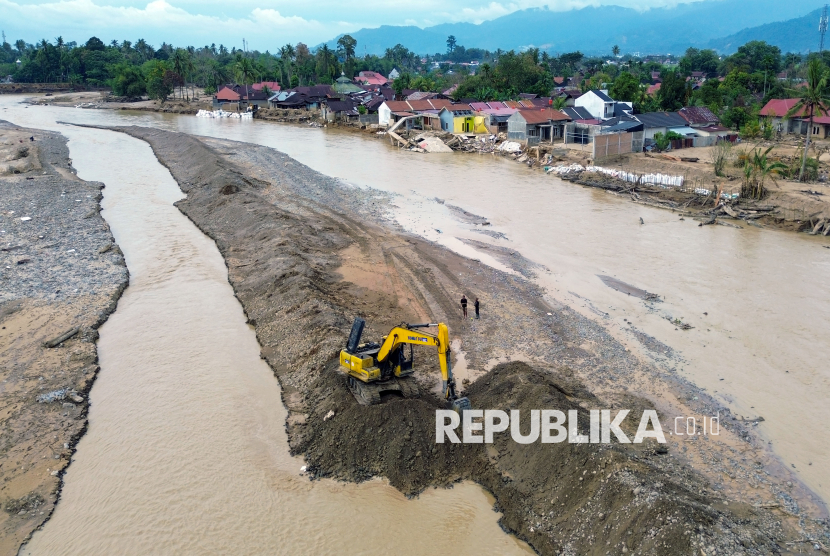 Proses Normalisasi Sungai Batang Kuranji Dipercepat Pascabencana Banjir