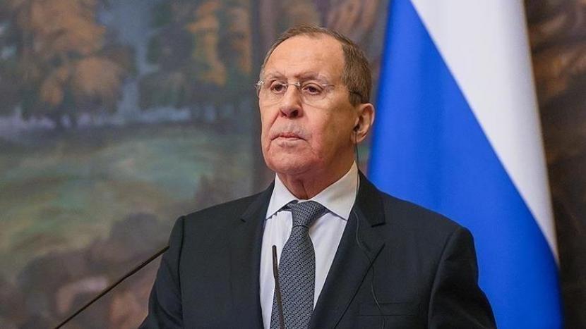 Menteri Luar Negeri Rusia Sergey Lavrov terpaksa membatalkan kunjungan dua hari ke Serbia setelah Montenegro, Makedonia Utara dan Bulgaria menutup wilayah udara mereka untuk pesawatnya