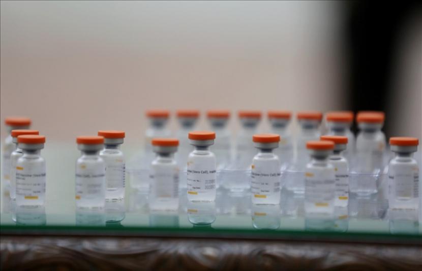 Sinovac pada Rabu (15/9) menyampaikan perusahaannya akan memasok lebih dari 100.000 dosis vaksin Covid-19 ke Singapura di tengah lonjakan kasus di negara itu.