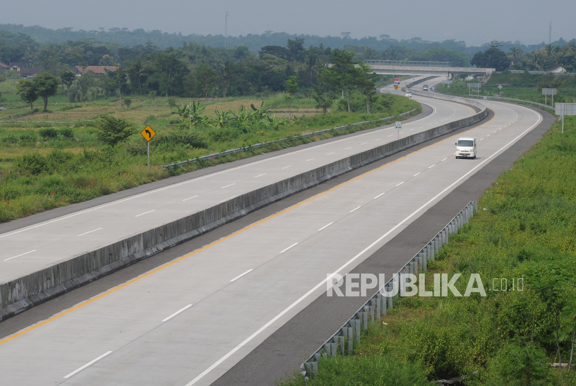 Pembangunan fisik proyek Jalan Tol Yogyakarta-Solo ditargetkan dimulai pada 2022 (Foto: ilustrasi jalan tol Yogyakarta-Solo)