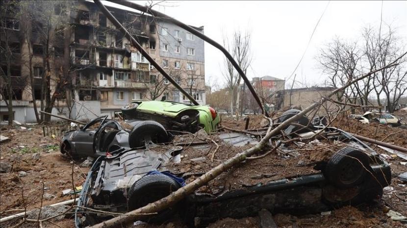 Serangan udara Rusia pada sebuah sekolah di wilayah Donetsk Ukraina timur 