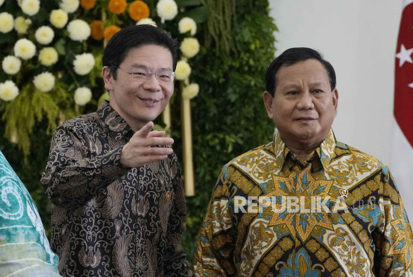 Presiden RI Prabowo Subianto menerima kunjungan resmi kenegaraan Perdana Menteri Singapura Lawrence Wong di Istana Merdeka, Jakarta Pusat, Rabu (6/11/2024).