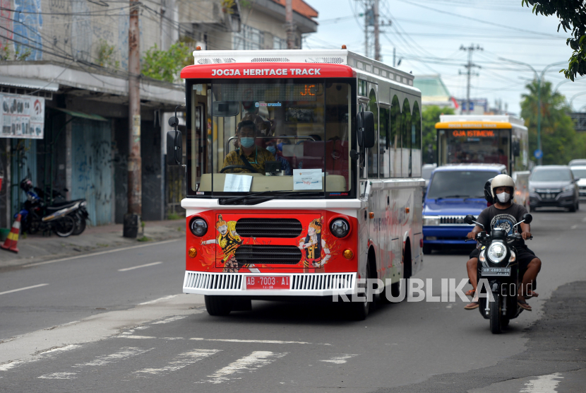 KNKT minta Dishub DIY Inspeksi Keselamatan Jalan Cegah Kecelakaan Bus (ilustrasi).